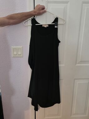 Michael Kors Small Black Sleeveless Midi Evening Dress